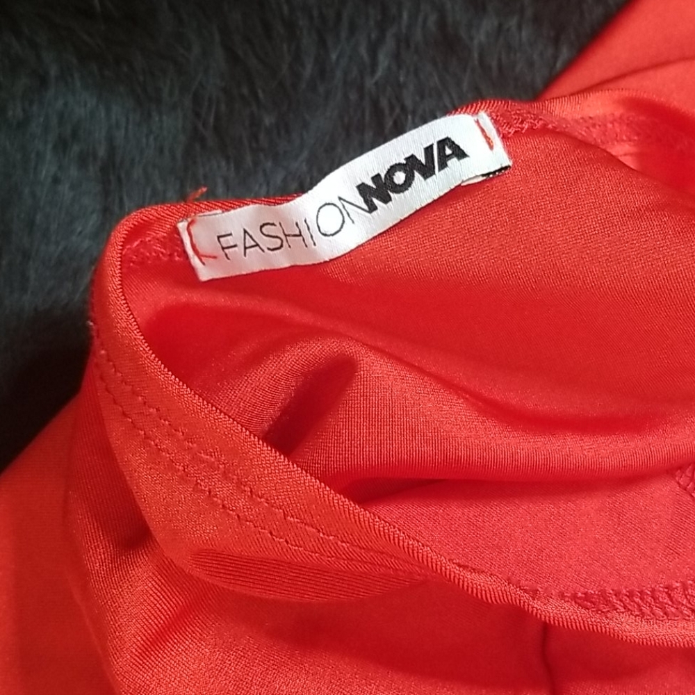 Fashion Nova Red One Piece Swim Large - Picture 5 of 5